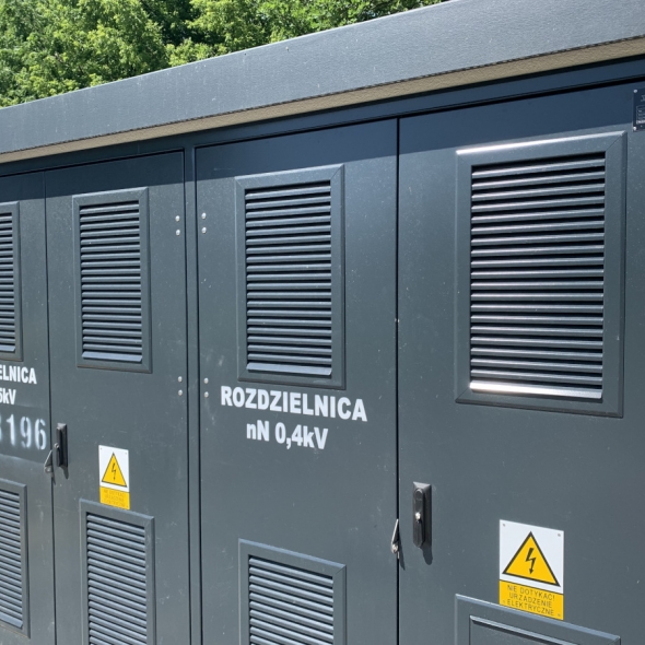 Locating 15kV transformer station within Starzyńskiego Street and Baletowa Street